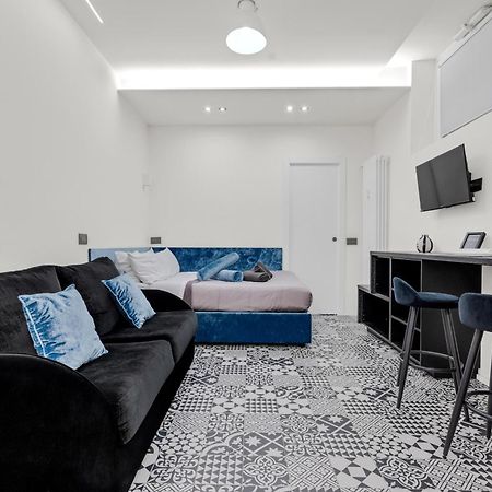 Pab60 -Crescenzago-Luxury Blue House Apartment Milan Luaran gambar